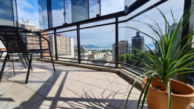 Apartamento com 2 Quartos à Venda, 70 m² em Centro - Florianópolis