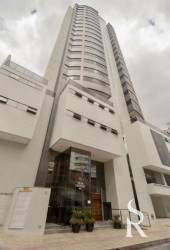 Apartamento com 4 Quartos à Venda, 150 m² em Centro - Balneário Camboriú