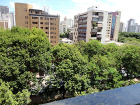 Imóvel com 4 Quartos para Alugar, 150 m² em Santa Efigênia - Belo Horizonte
