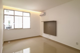 Apartamento com 2 Quartos à Venda, 68 m² em Lagoa - Rio De Janeiro