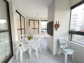 Apartamento com 5 Quartos para Alugar ou Temporada, 160 m² em Bombas - Bombinhas