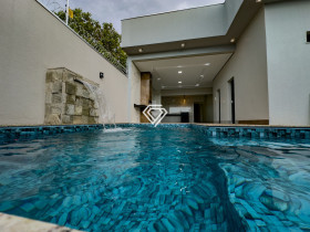 Casa com 3 Quartos à Venda, 205 m² em Plano Diretor Sul - Palmas