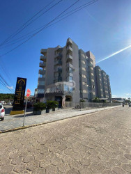 Apartamento com 3 Quartos à Venda, 221 m² em Balneário Piçarras