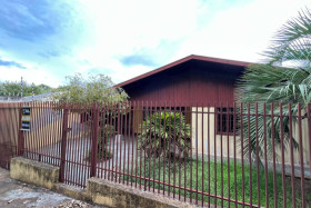 Casa para Alugar, 360 m² em Zona 1-a - Umuarama