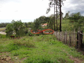 Terreno à Venda, 1.350 m² em Veraneio Ijal - Jacareí