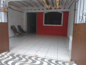 Casa com 2 Quartos à Venda, 132 m² em Maracanã - Praia Grande