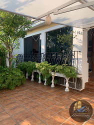 Casa com 4 Quartos para Alugar, 240 m² em Marapé - Santos