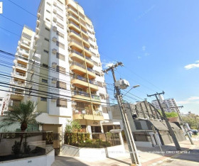 Apartamento com 3 Quartos à Venda, 150 m² em Centro - Florianópolis