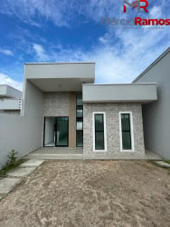 Casa com 3 Quartos à Venda,  em Mangabeira - Eusébio