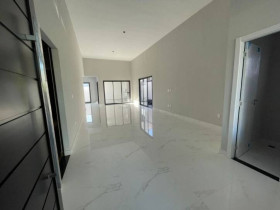 Casa com 3 Quartos à Venda, 186 m² em Jardim Santa Teresa - Taubaté