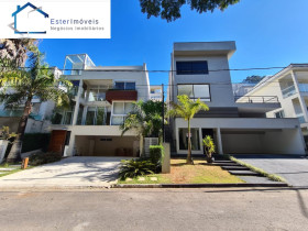 Casa com 4 Quartos para Alugar ou Temporada, 450 m² em Tamboré - Santana De Parnaíba