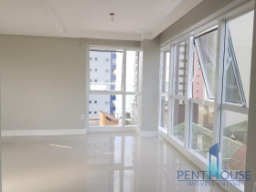 Apartamento com 3 Quartos à Venda, 136 m² em Barra Sul - Balneário Camboriú