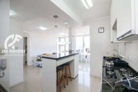 Apartamento com 2 Quartos à Venda, 68 m² em Jardim Lindóia - Porto Alegre