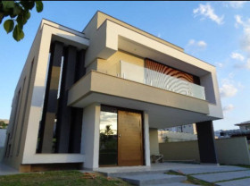 Casa com 4 Quartos à Venda,  em Urbanova - São José Dos Campos