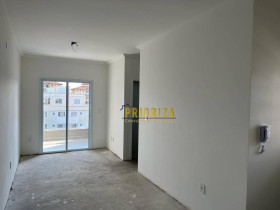 Apartamento com 2 Quartos à Venda, 58 m² em Edifício Crystal - Sorocaba