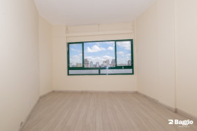 Apartamento com 3 Quartos à Venda, 74 m² em Centro - Curitiba