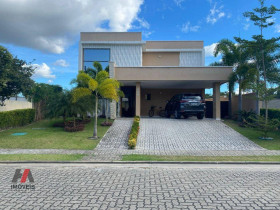 Casa com 4 Quartos à Venda ou Locação, 307 m² em Cararu - Eusébio