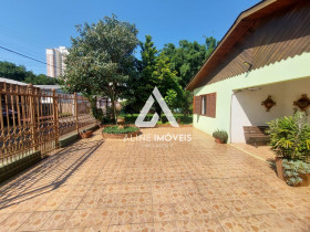 Casa com 2 Quartos à Venda, 205 m² em Centro - Cruz Alta