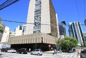 Sala Comercial à Venda, 105 m² em Centro - Florianópolis