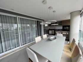 Apartamento com 3 Quartos para Alugar, 234 m² em Santo Antonio - São Caetano Do Sul