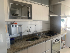 Apartamento com 3 Quartos à Venda, 76 m² em Setor Negrão De Lima - Goiânia