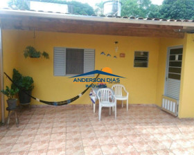Casa com 3 Quartos à Venda, 300 m² em Jardim Rio Santos - Caraguatatuba