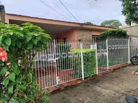 Casa com 2 Quartos à Venda, 220 m² em Vila Barth - Itapetininga