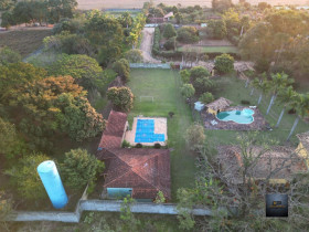 Imóvel com 2 Quartos à Venda, 1.750 m² em Parque Das Laranjeiras - Mogi Mirim