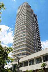 Apartamento com 4 Quartos à Venda, 254 m² em Aclimação - São Paulo