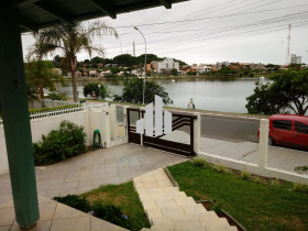 Casa com 3 Quartos à Venda, 222 m² em Centro - Torres