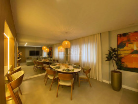 Apartamento com 3 Quartos à Venda, 145 m² em Centro - Balneário Camboriú