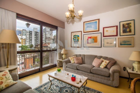 Apartamento com 3 Quartos à Venda, 121 m² em Auxiliadora - Porto Alegre