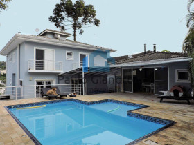 Casa de Condomínio com 4 Quartos à Venda, 400 m² em Golf Gardens - Carapicuíba