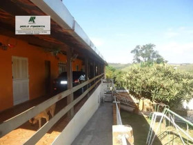 Chácara com 9 Quartos à Venda, 2.054 m² em Mombaça - São Roque