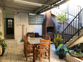 Sobrado com 3 Quartos à Venda, 310 m² em Vila Das Mercês - São Paulo