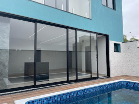 Casa com 3 Quartos à Venda, 200 m² em Condomínio Helena Maria - Sorocaba