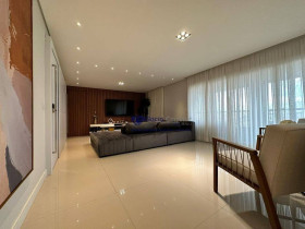 Apartamento com 3 Quartos à Venda, 182 m² em Vila Rosália - Guarulhos