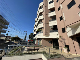 Apartamento com 2 Quartos para Alugar ou Temporada, 100 m² em Bombas - Bombinhas