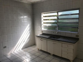Casa com 5 Quartos à Venda, 140 m² em Vila Luzita - Santo André
