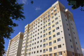 Apartamento com 2 Quartos para Alugar, 51 m² em Pinheirinho - Curitiba