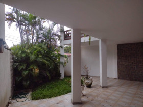 Casa com 4 Quartos à Venda,  em Recanto Dos Vinhais - São Luís