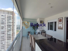 Apartamento com 2 Quartos à Venda, 53 m² em Santo Amaro - São Paulo