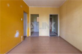 Apartamento com 3 Quartos à Venda, 76 m² em Floresta - Porto Alegre