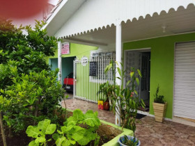 Casa com 3 Quartos à Venda, 100 m² em Capão Da Imbuia - Curitiba