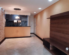 Apartamento à Venda,  em Jardim Tupanci - Barueri