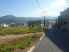 Terreno à Venda, 2.500 m² em Chácara Do Solar I (fazendinha) - Santana De Parnaíba