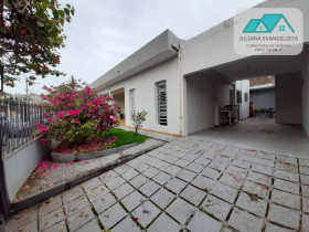 Casa com 3 Quartos à Venda, 322 m² em Centro - Caraguatatuba