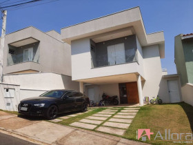 Casa com 3 Quartos à Venda, 300 m² em Jardim Santa Helena - Bragança Paulista