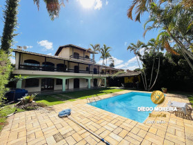 Casa com 4 Quartos à Venda, 1.000 m² em Novo Horizonte - Piracaia