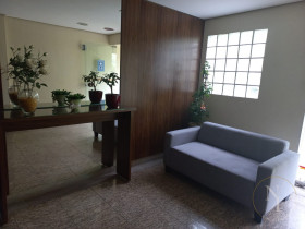 Apartamento com 2 Quartos à Venda ou Locação, 75 m² em Vila Harmonia - Guarulhos